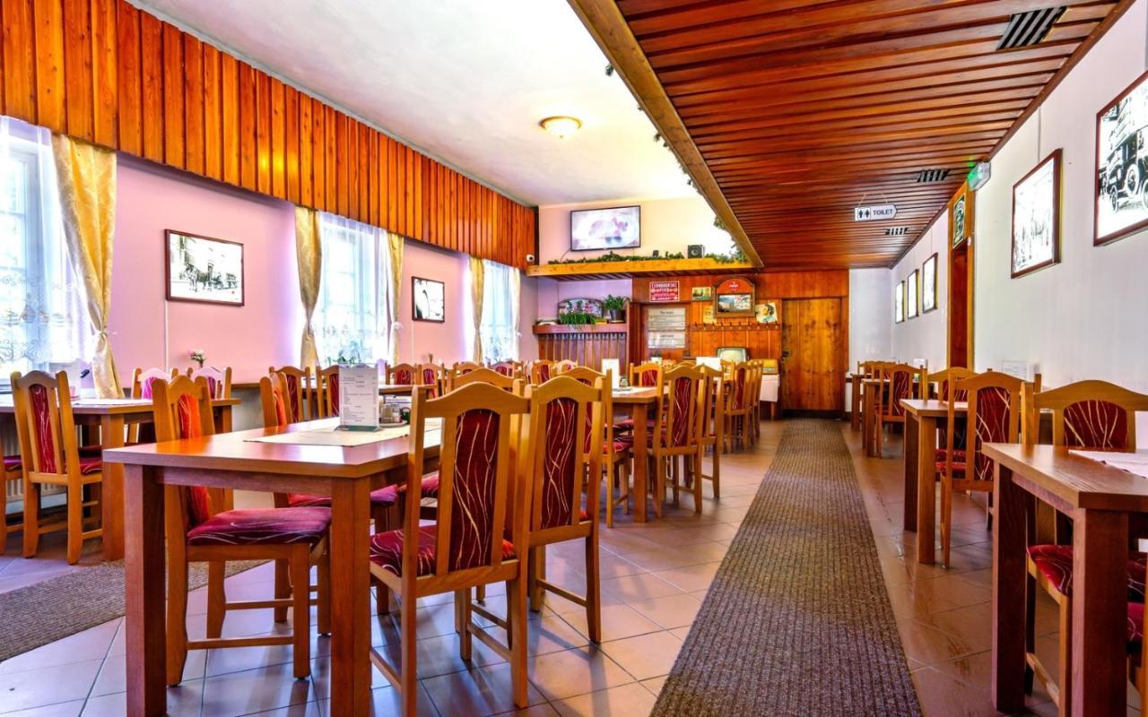 Hotel Džbán Karlova Studánka Kültér fotó